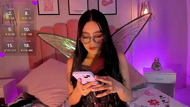 Freechat mara_swan_ on StripChat