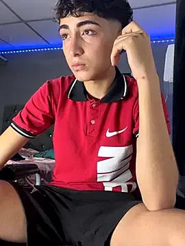 MathieuAGT — Zoom in Armpits