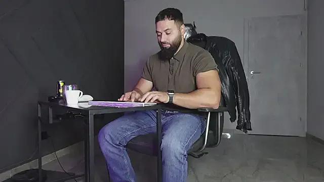 Freechat mattmasterss on StripChat