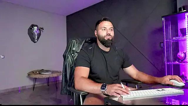 Freechat mattmasterss on StripChat