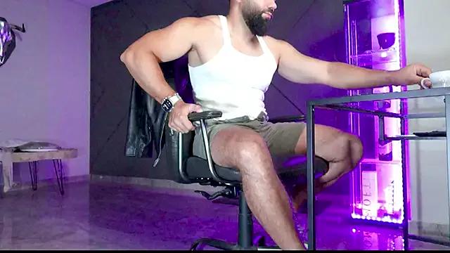 Freechat mattmasterss on StripChat