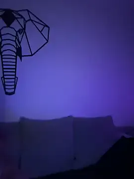 Freechat Mia-Fuchs on StripChat