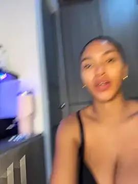 Freechat Mia_sweet80 on StripChat