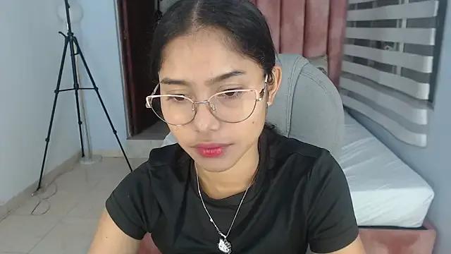 Freechat Milaa_Star_ on StripChat