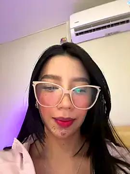 Freechat Min_junn on StripChat