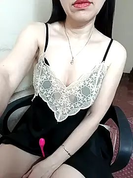 Freechat Moona_heny on StripChat