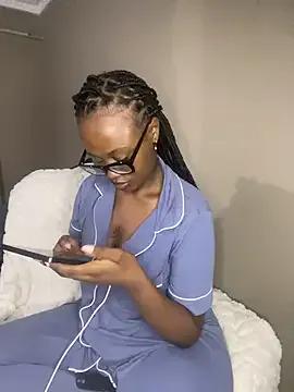 StripChat Moonzy77 is Freechat Moonzy77 — Oil ass & finger it