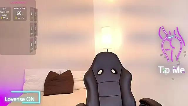 Freechat MorenaLush_Eup on StripChat