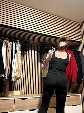 Freechat Mrs_Mr_007 on StripChat