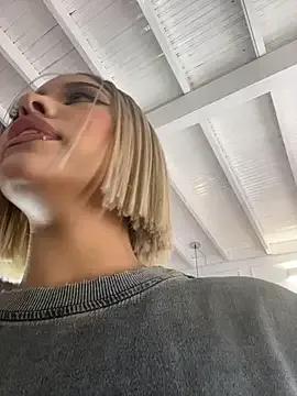 StripChat MystiqueXXX is Freechat MystiqueXXX — HI BEAUTIFUL ZIA