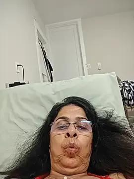 Freechat NakedMILFx on StripChat