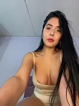 Freechat oh_nina on StripChat