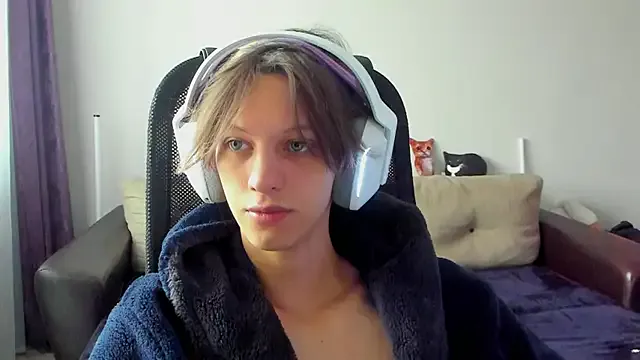 Freechat Ostin_meow on StripChat