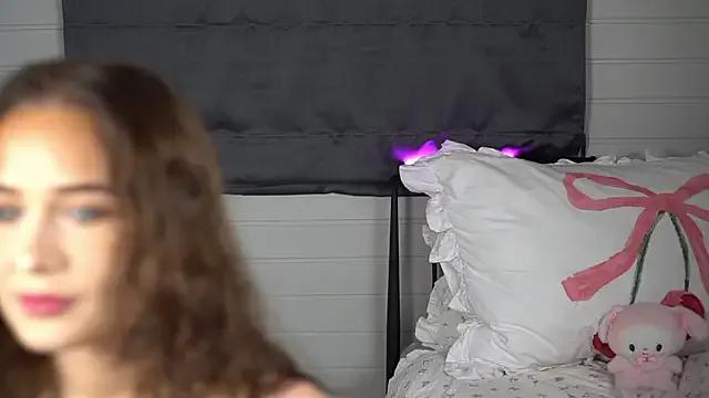 Freechat Peachxlush on StripChat