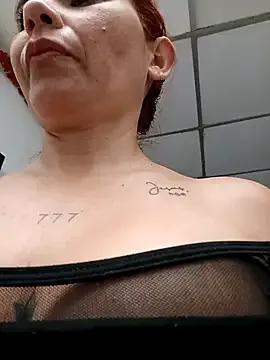 Freechat Queen_lorena on StripChat