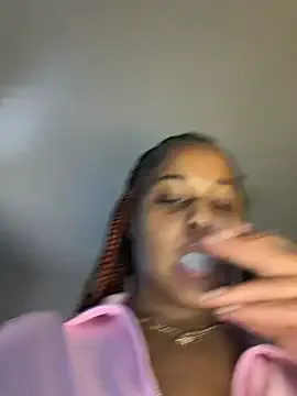 Freechat Realwetpussy on StripChat