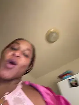 Freechat Realwetpussy on StripChat