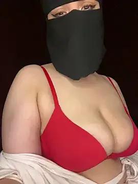 Freechat RooVaaN-Xx on StripChat