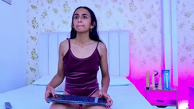 StripChat Samanta_Isel is Freechat Samanta_Isel — Super deep throat with lots of saliva