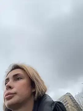 StripChat SandraCarter is Freechat SandraCarter — Show ass in public park