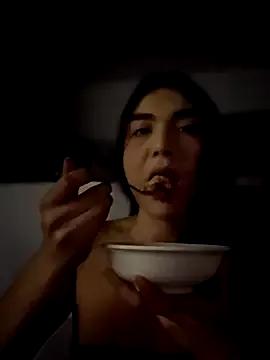 Freechat saracaball_ on StripChat