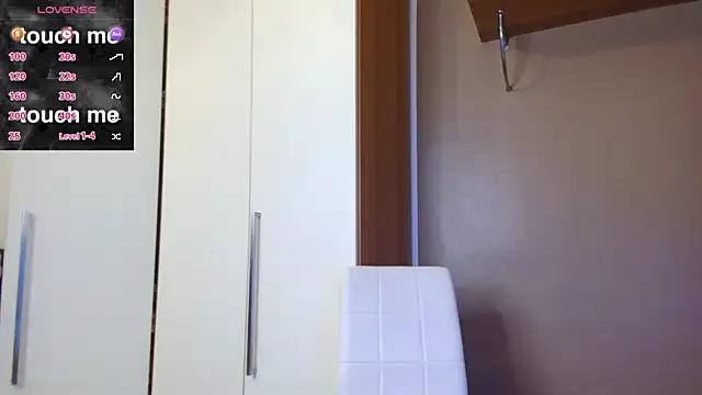 Freechat ScarletVerdi on StripChat