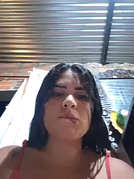 Freechat sexy-latin10 on StripChat