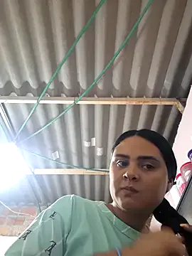 Freechat sexy-latin10 on StripChat