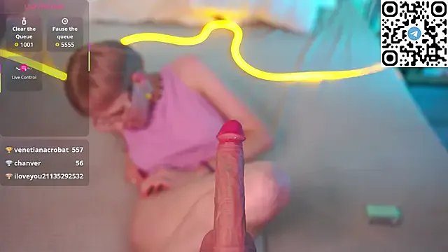 Freechat Sharlikiss on StripChat