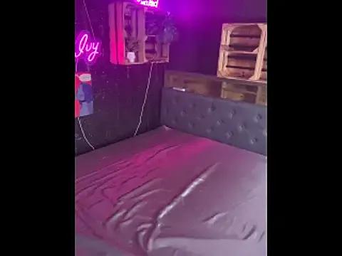 Shy_Ivy —  Make Me Nacked 4 U 