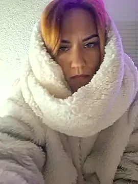 Private SlimBellaa on StripChat