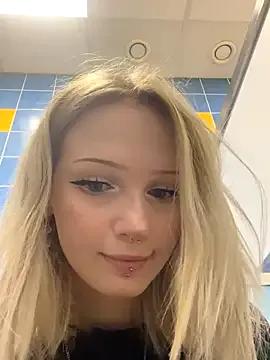 Freechat softlyblessed on StripChat