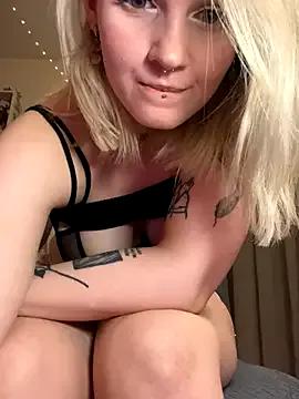 Freechat softlyblessed on StripChat