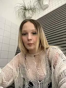 Freechat softlyblessed on StripChat