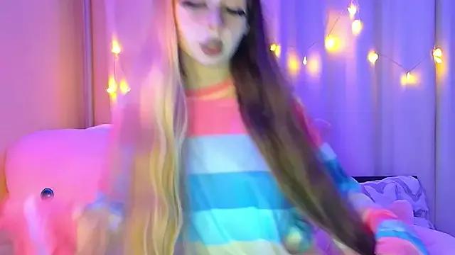 Freechat suemeow on StripChat