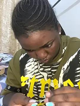 Freechat sweet18creamybigpussy on StripChat