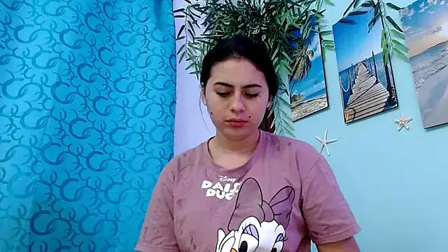 Freechat sweetfantacies18 on StripChat