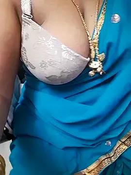 StripChat Tamil_Ammani is Freechat Tamil_Ammani — Boobs oil massage show