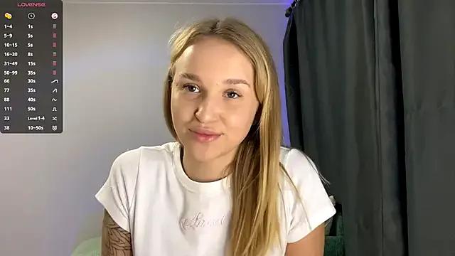 Freechat TanekaBoitel on StripChat