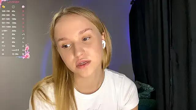 Freechat TanekaBoitel on StripChat