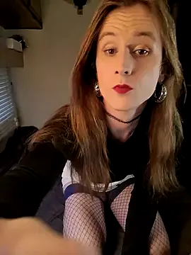 ThaTgirlAlli on StripChat