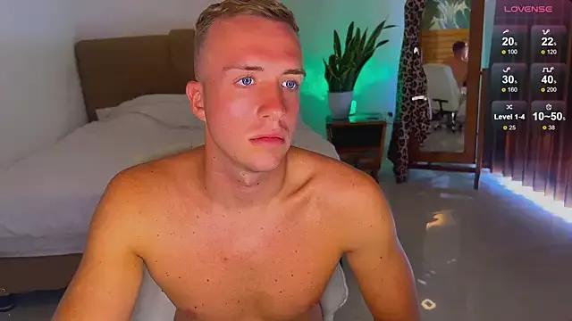 StripChat tommy_cumfinger is Freechat tommy_cumfinger — CumShow