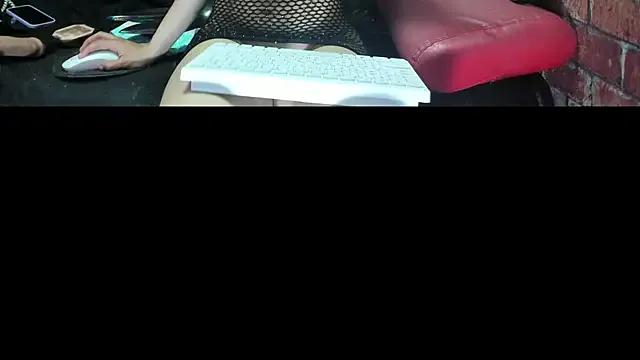 Private Tracy_KS on StripChat