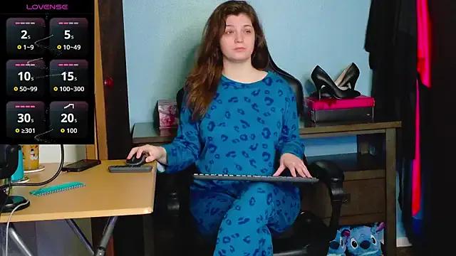 StripChat TreeJeanne is Freechat TreeJeanne — A Warm Welcome Back