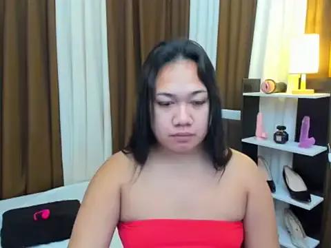 Freechat TsUncutKaren on StripChat