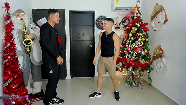 Freechat Voyeurism_guyss on StripChat