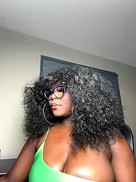 Freechat WomanNextdoor1 on StripChat