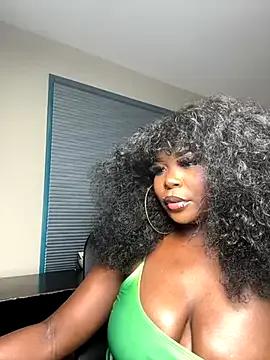 Freechat WomanNextdoor1 on StripChat