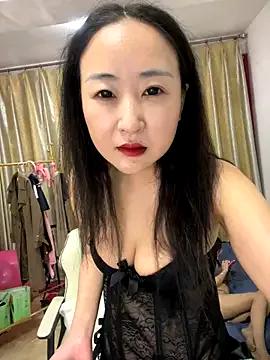 Freechat xiuchun100 on StripChat