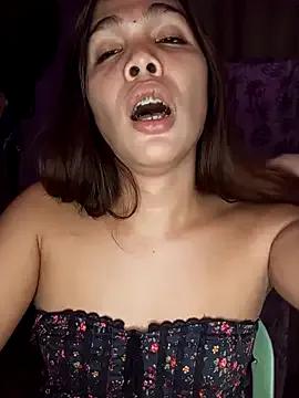 Private yolly_fox on StripChat